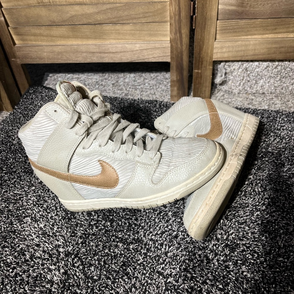 Nike Dunk Sky High Silk Light Bone/Bronze Women Shoes